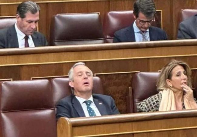 Pablo Sáez Alonso-Muñumer, diputado de Vox, por Valladolid, el miércoles, durante el pleno del Congreso.