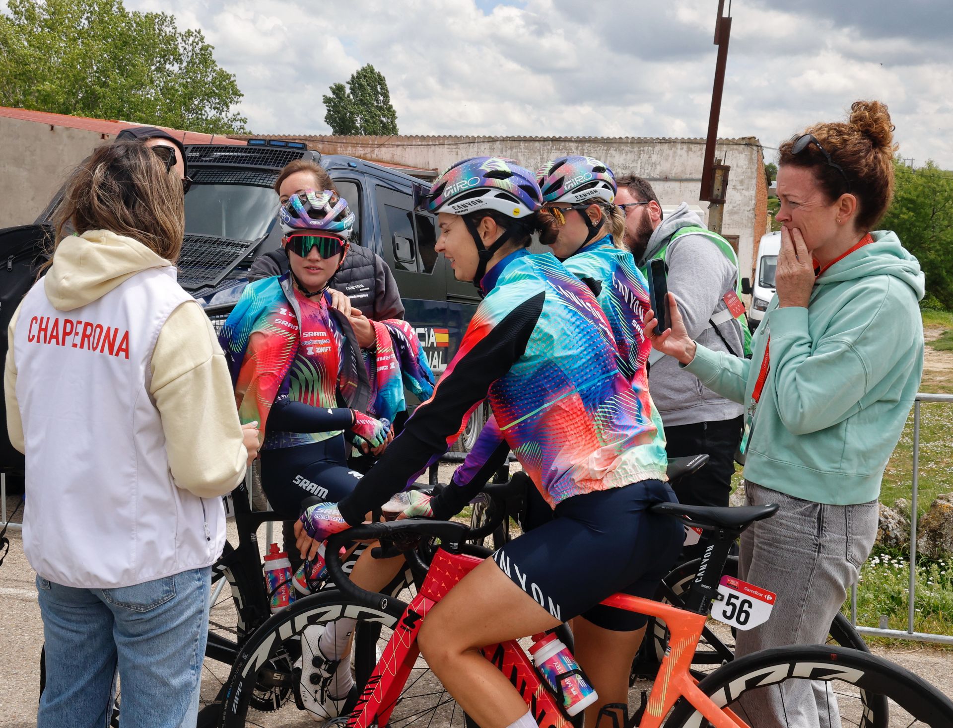 Así ha sido la llegada de La Vuelta Femenina a Baltanás