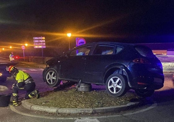 Uno de los accidentes ocurridos en la rotonda.