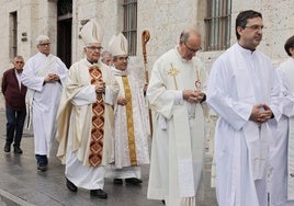 Imágenes del homenaje a los sacerdotes del clero vallisoletano este sábado en la parroquia del Estudio Teológico Agustiniano