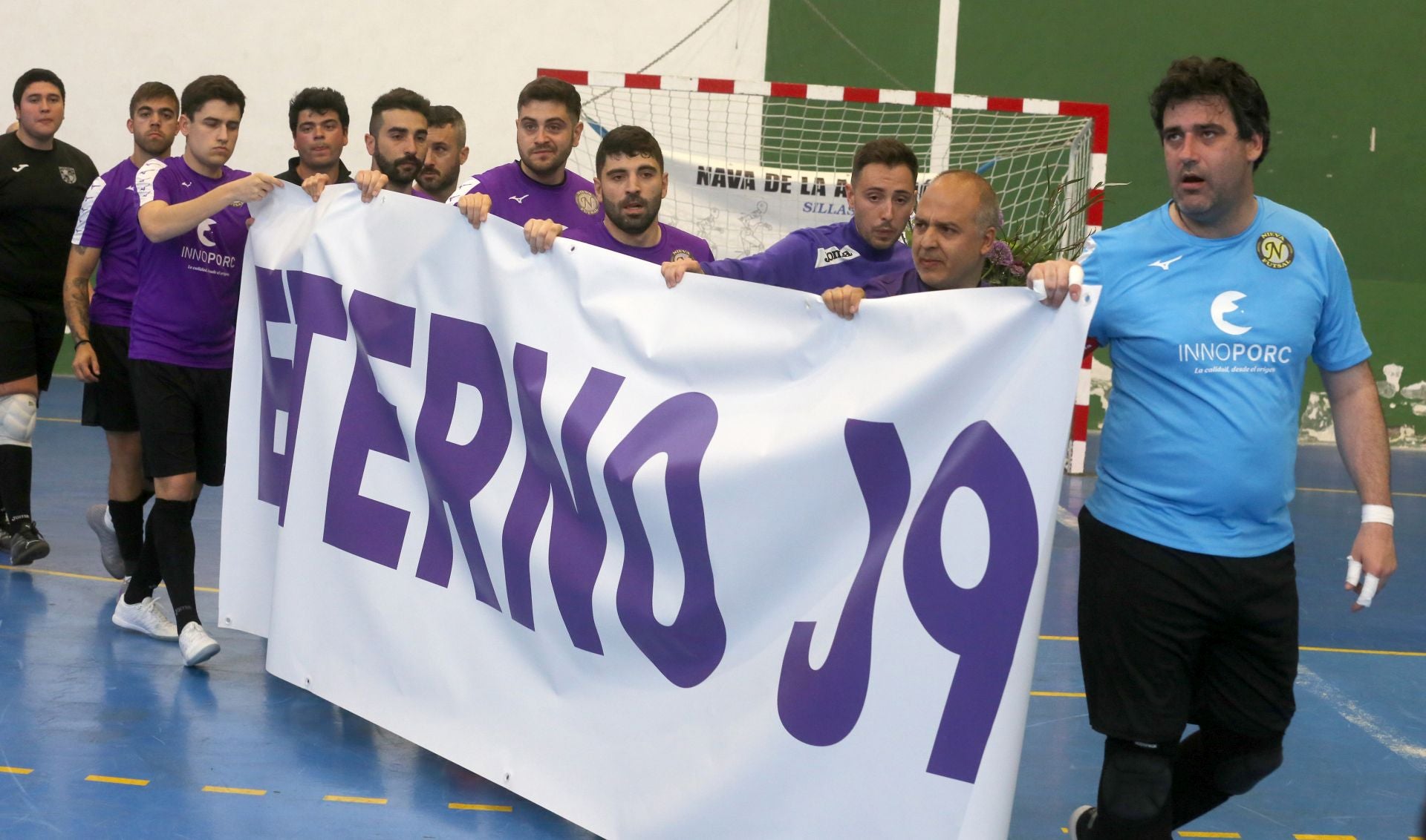 El sentido homenaje a Jonatan Rubio, en imágenes