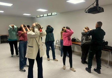 La Guardia Civil forma a profesionales sanitarios ante posibles agresiones