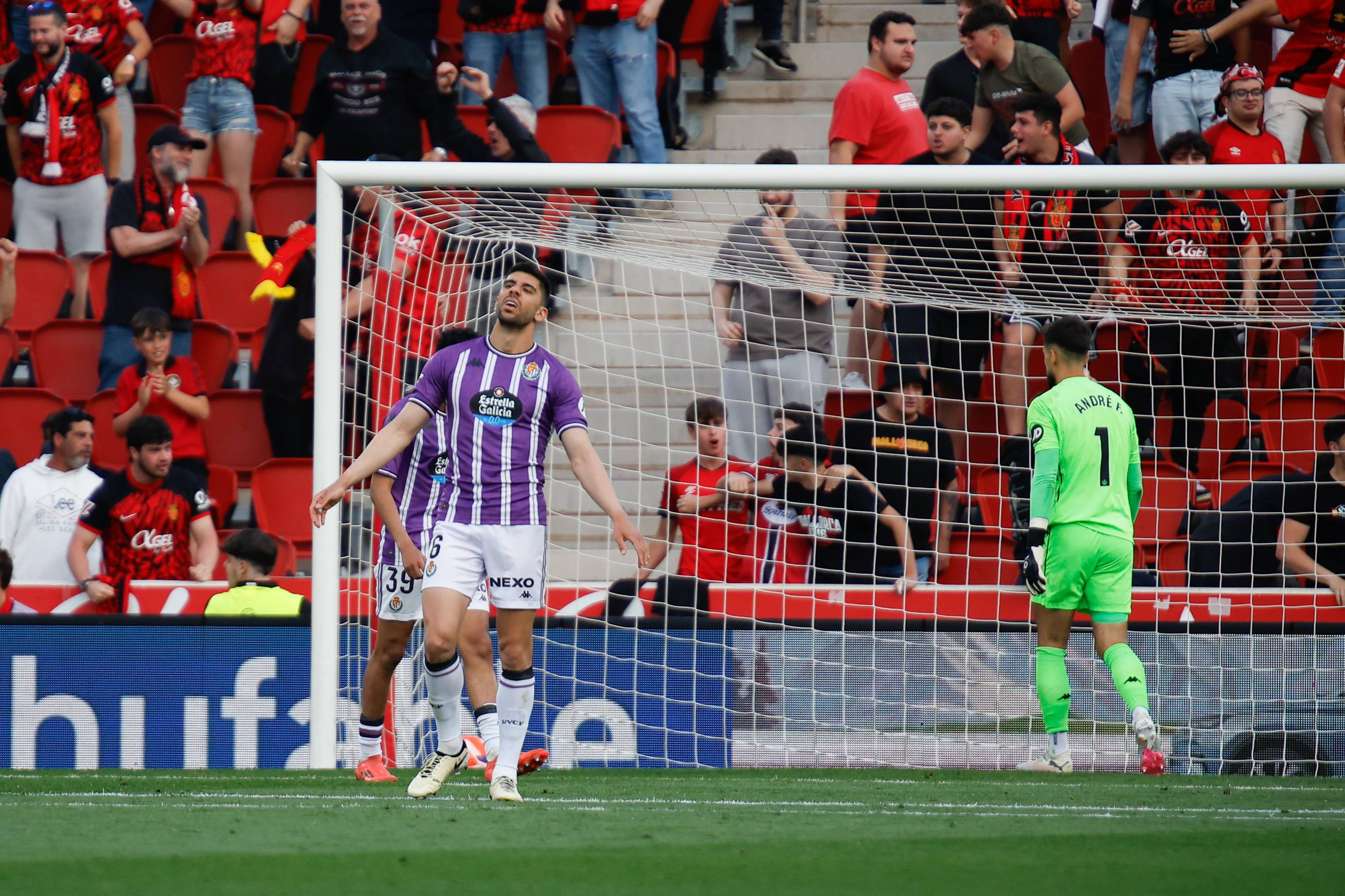 La derrota del Real Valladolid en Mallorca, en imágenes
