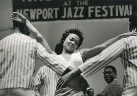 'Eartha Kitt, Newport, RI 1960'.
