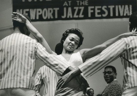 'Eartha Kitt, Newport, RI 1960'.