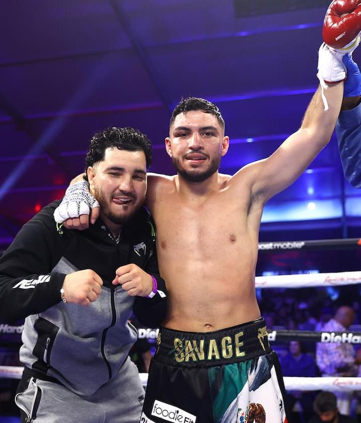 Imagen secundaria 2 - Salvi Jiménez cae en San Diego ante Cortés por decisión unánime
