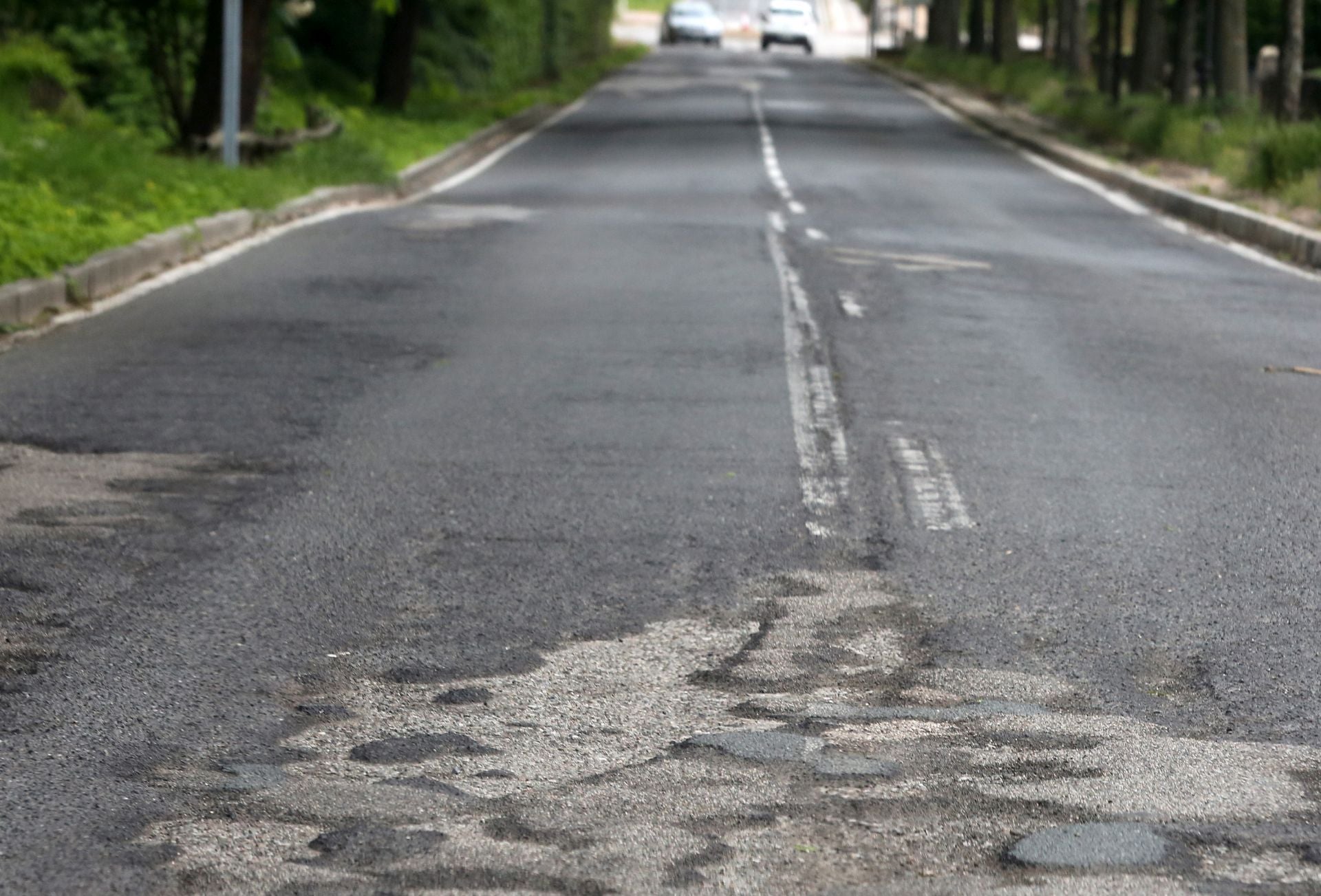 Fotos: el paseo de Santo Domingo, lleno de baches antes del inicio de las obras