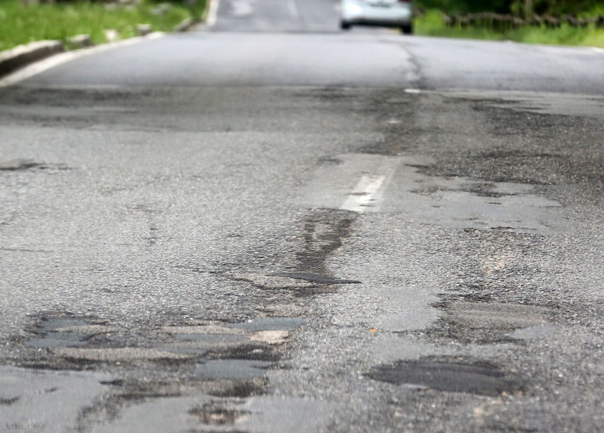 Fotos: el paseo de Santo Domingo, lleno de baches antes del inicio de las obras
