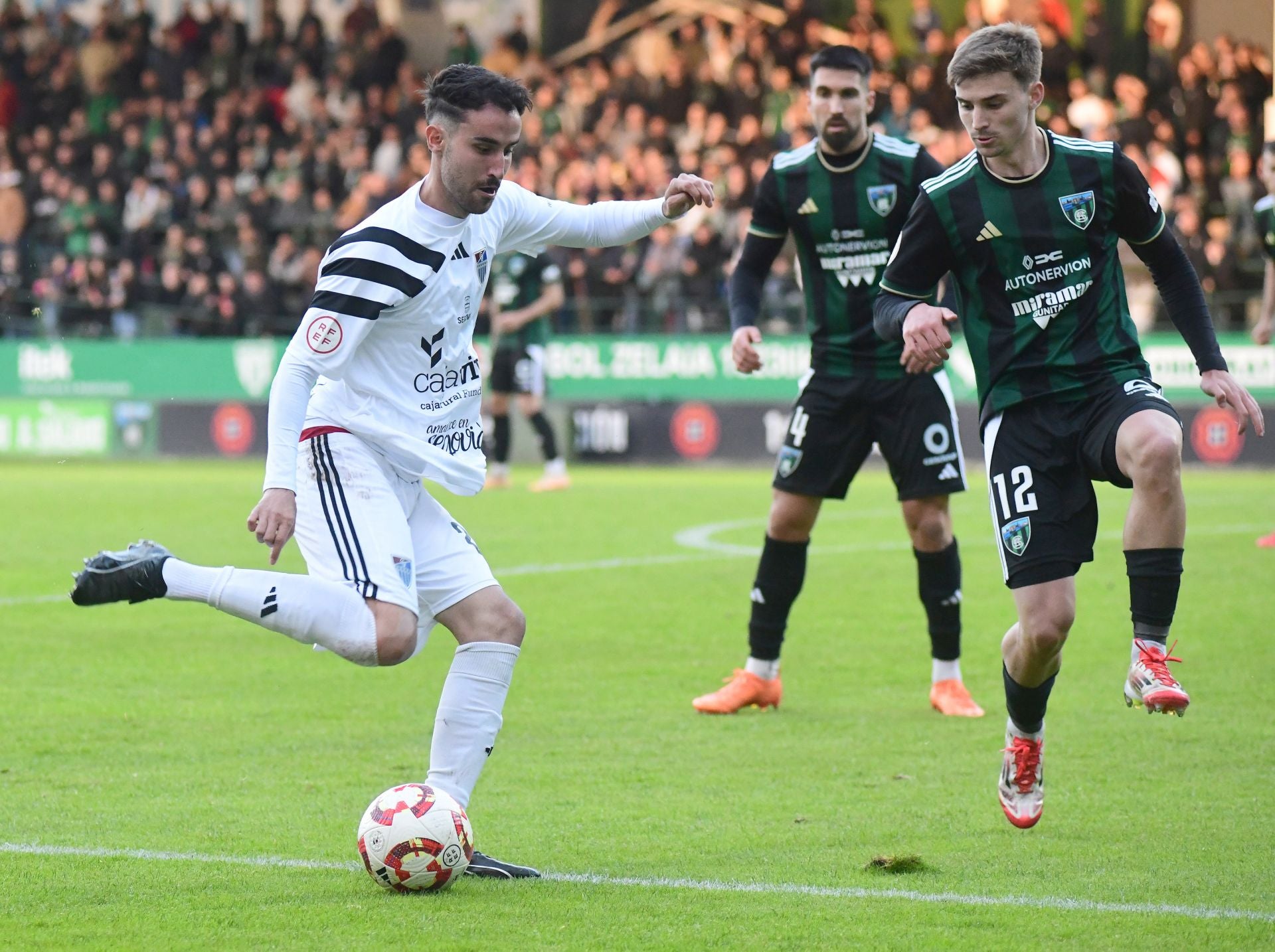 Fotos del partido entre el Sestao y la Segoviana