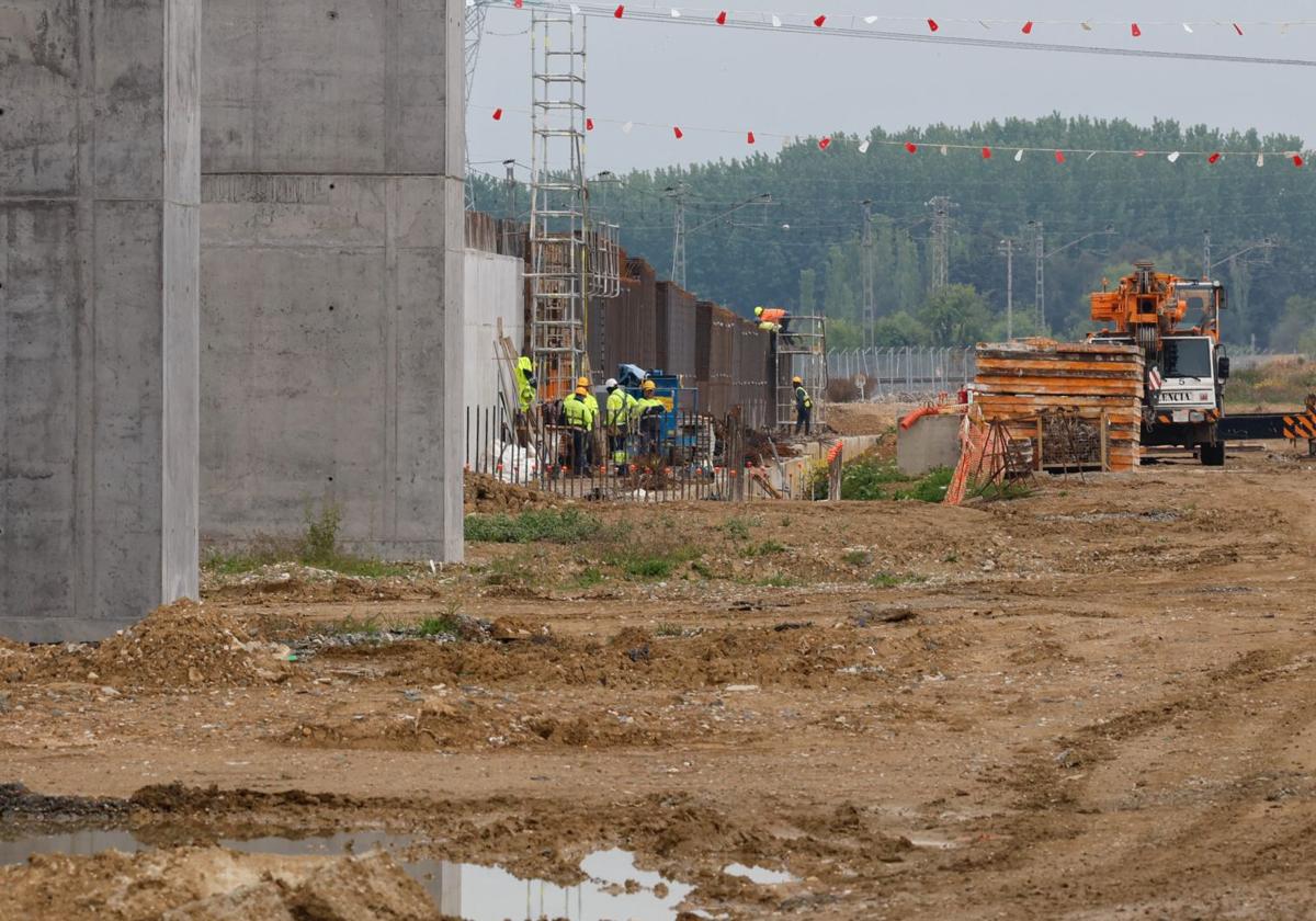 Obras del primer tramo del Ave a Cantabria.