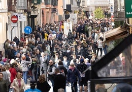La ofrenda floral y la procesión de San Pedro Regalado en Valladolid