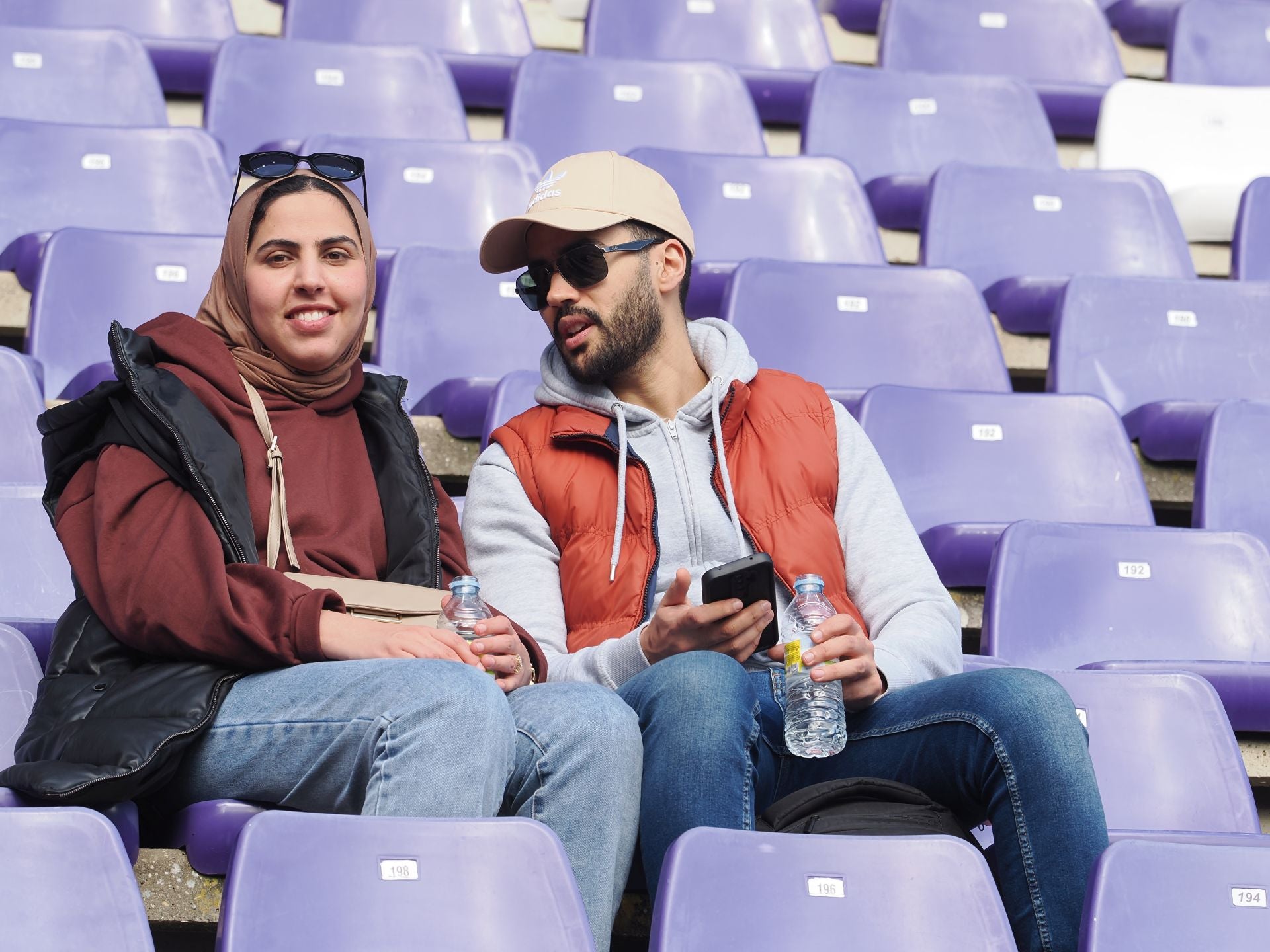 Búscate en la grada del Real Valladolid - Girona (1/3)