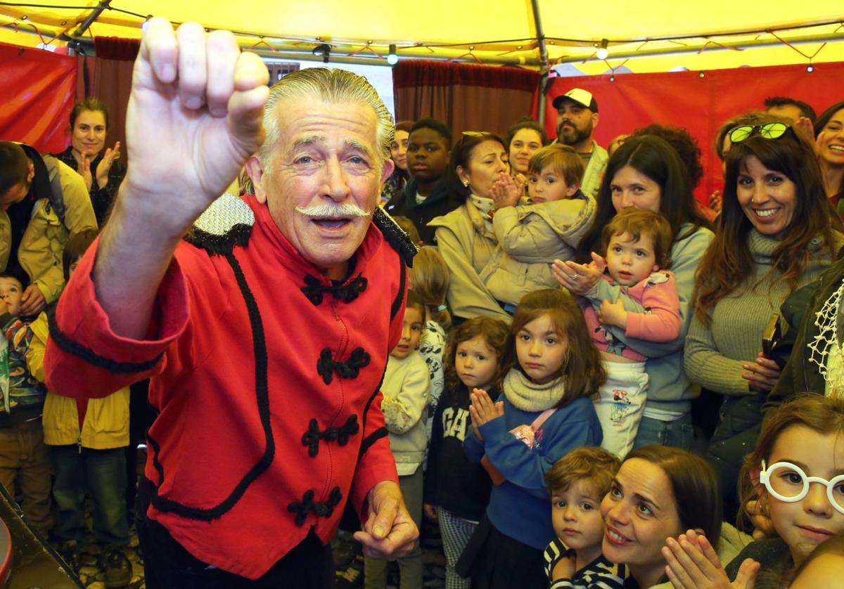 Sesión del Circo de las Pulgas, este martes.