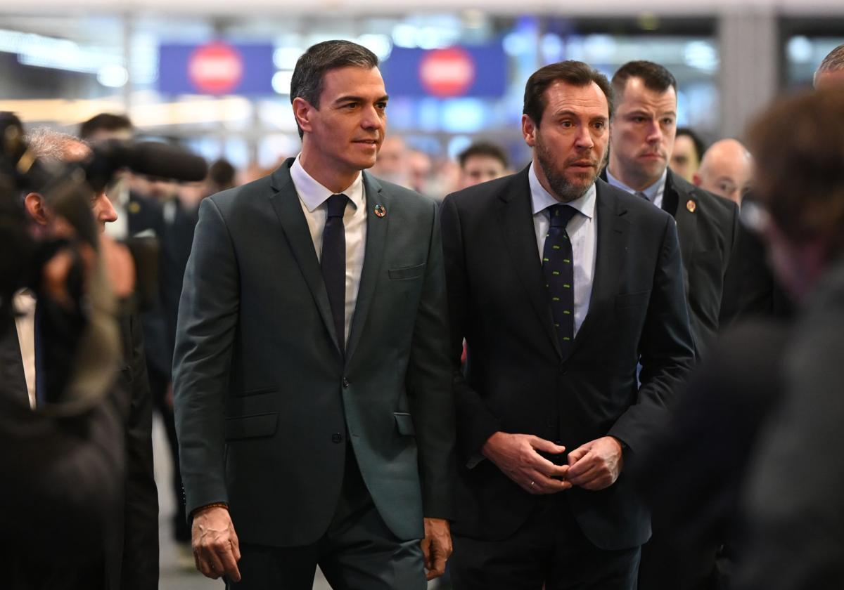 Pedro Sánchez y Óscar Puente.