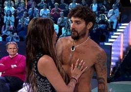 Reencuentro de Manuel con Gabriella.