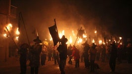 Procesión Cívica del Vítor, una de las más singulares de España, declarada Fiesta de Interés Turístico Nacional.
