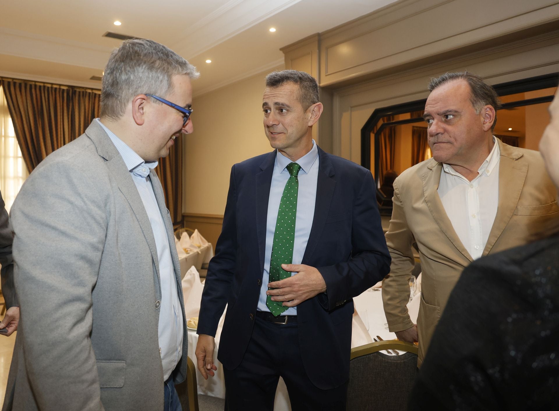 Comida de despedida al jefe de la Comandancia en Palencia