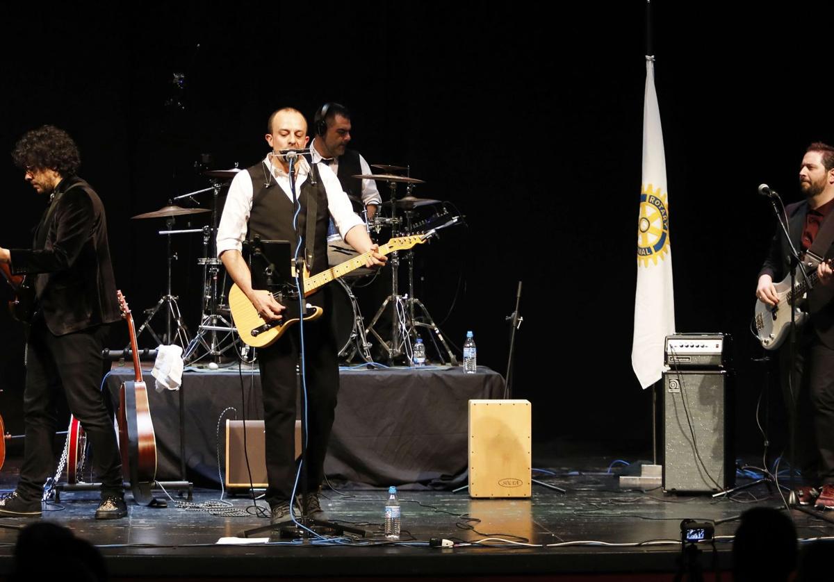 Concierto de Niños Perdidos en el Teatro Principal de Palencia.