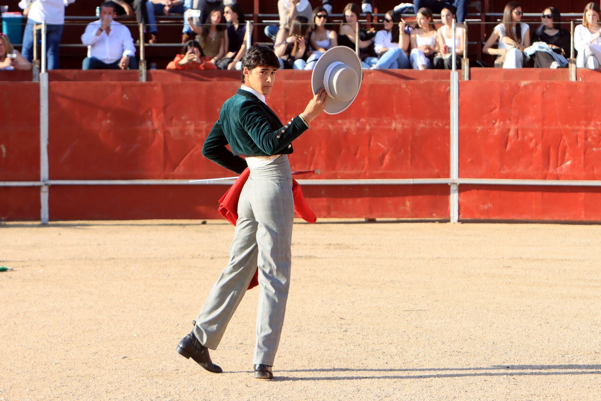 El festival taurino en La Lastrilla, en imágenes