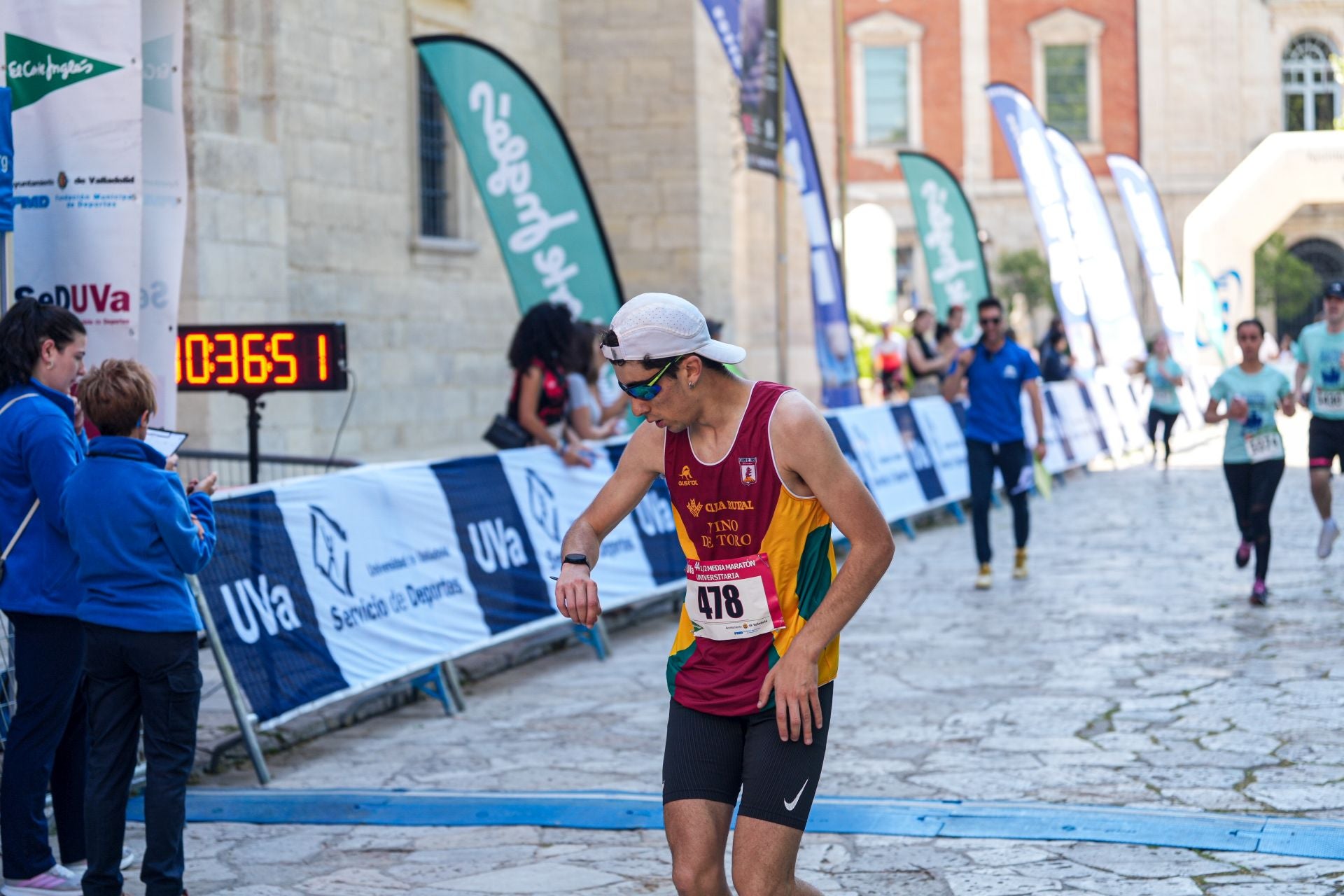 La ½ Media Maratón Universitaria de Valladolid, en imágenes