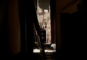 Las llamas sorprendieron de madrugada a los vecinos de San Juan: «No conseguíamos bajar»