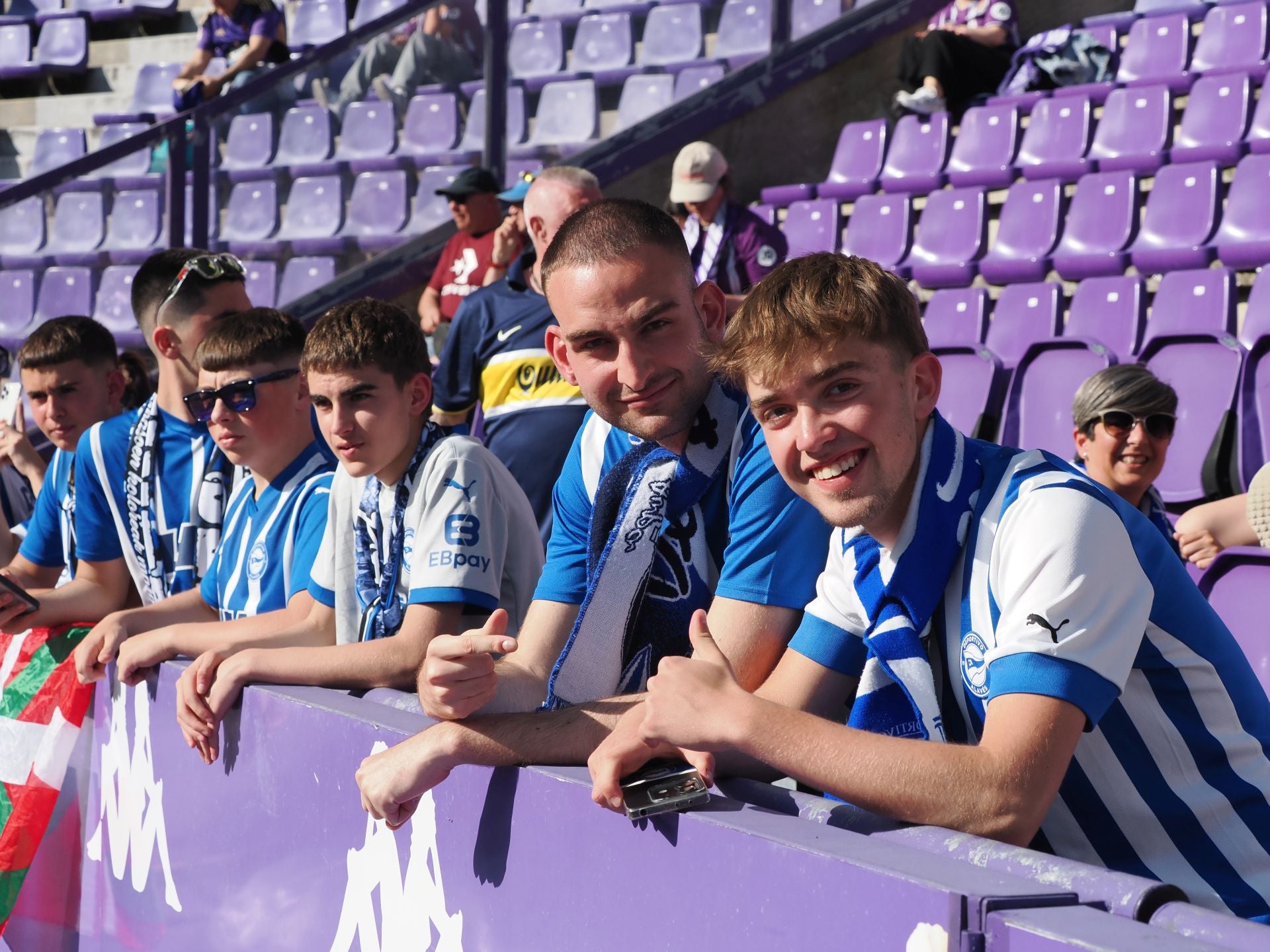 Búscate en la grada del estadio José Zorrilla (2/4)