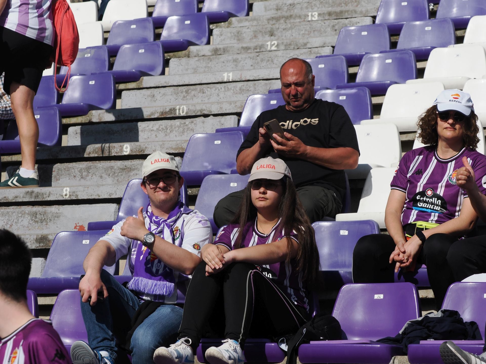 Búscate en la grada del estadio José Zorrilla (3/4)