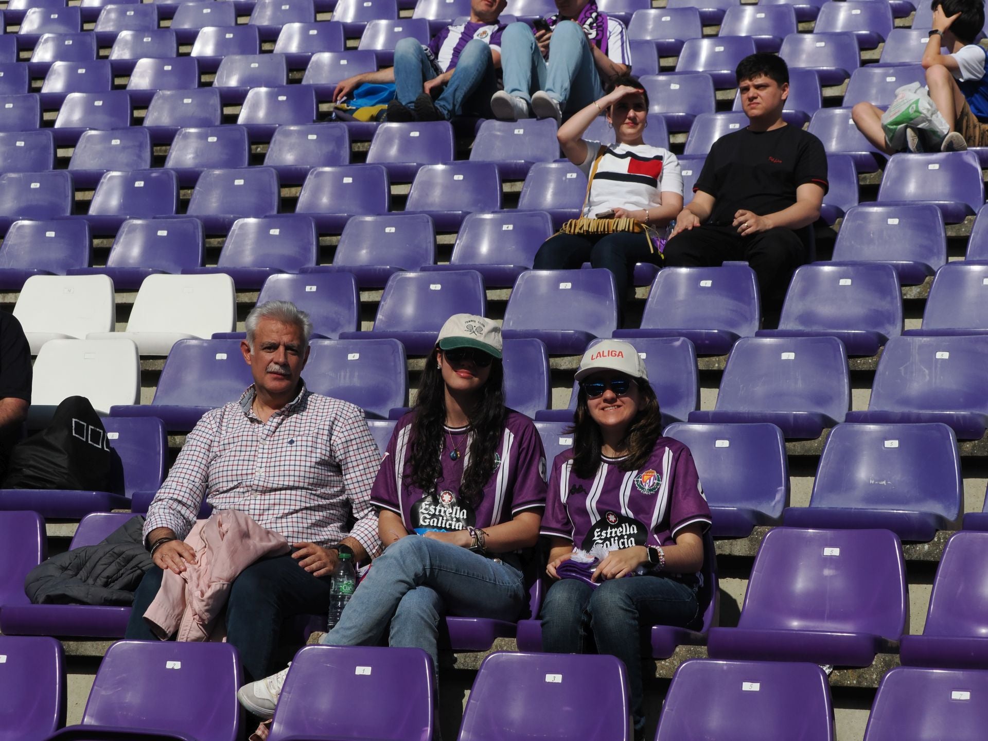 Búscate en la grada del estadio José Zorrilla (3/4)