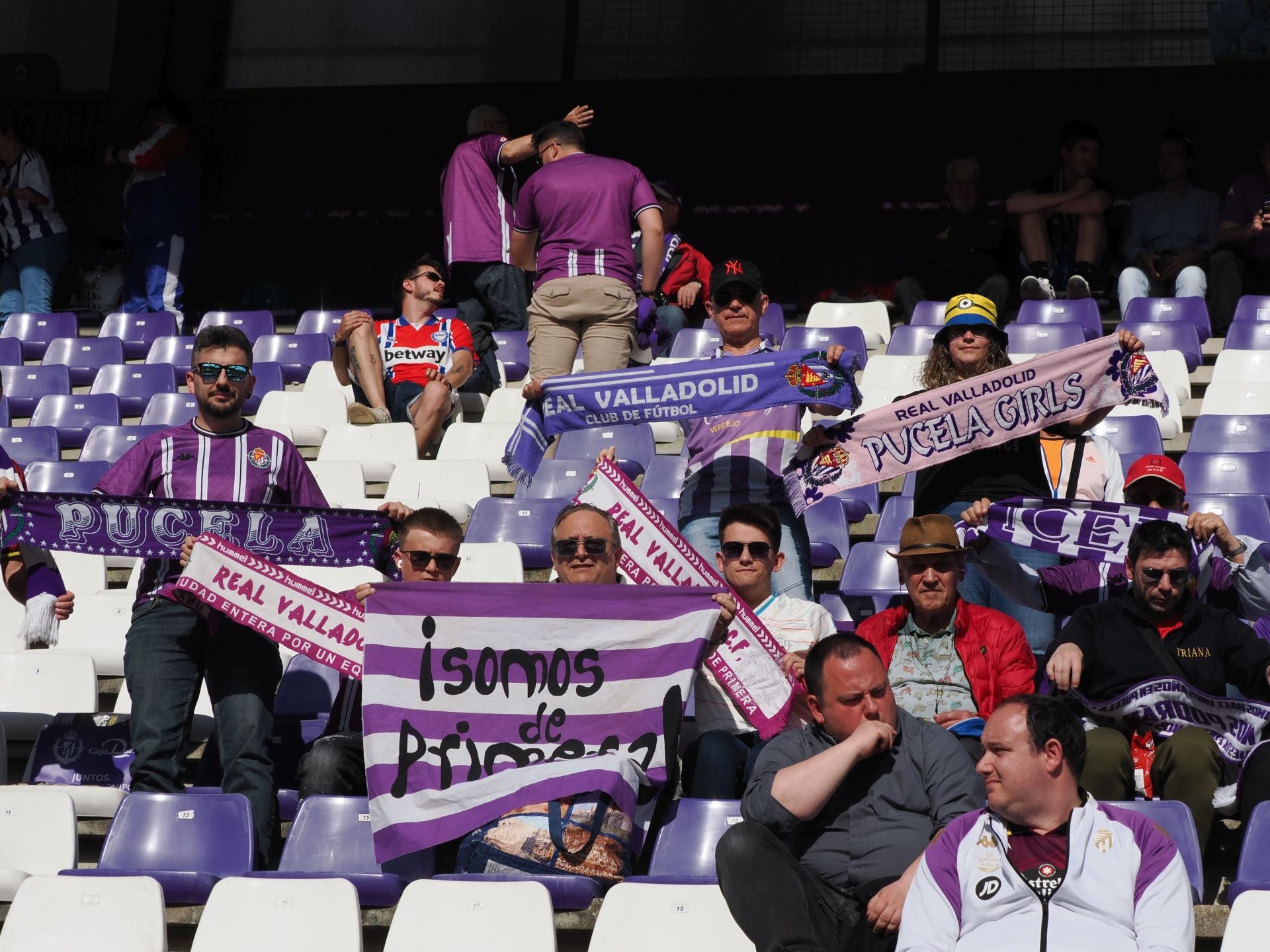 Búscate en la grada del estadio José Zorrilla (3/4)