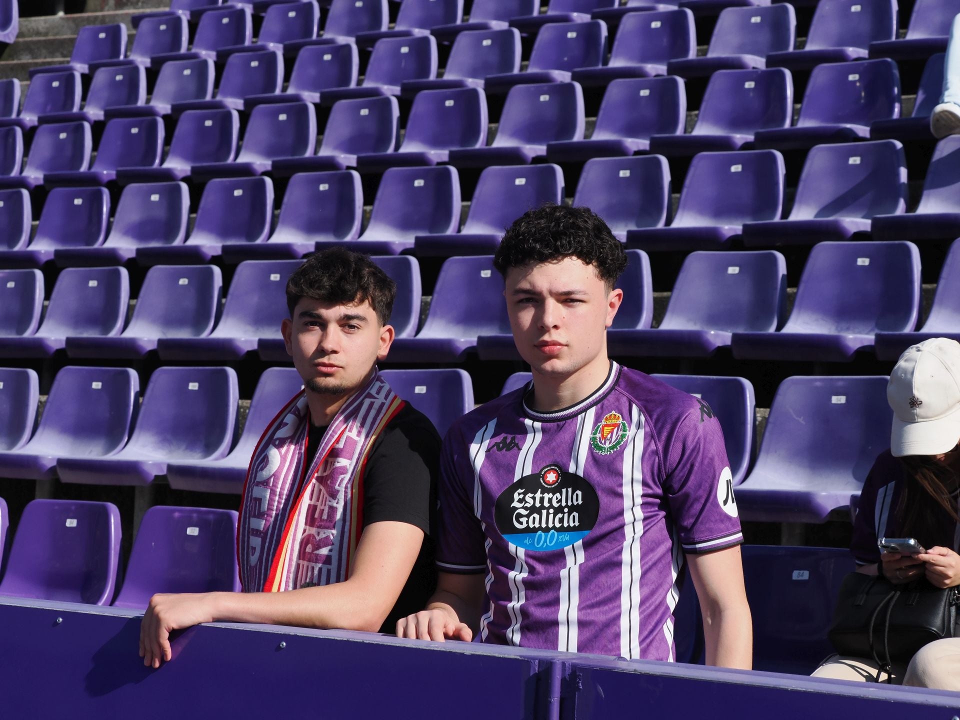 Búscate en la grada del estadio José Zorrilla (4/4)