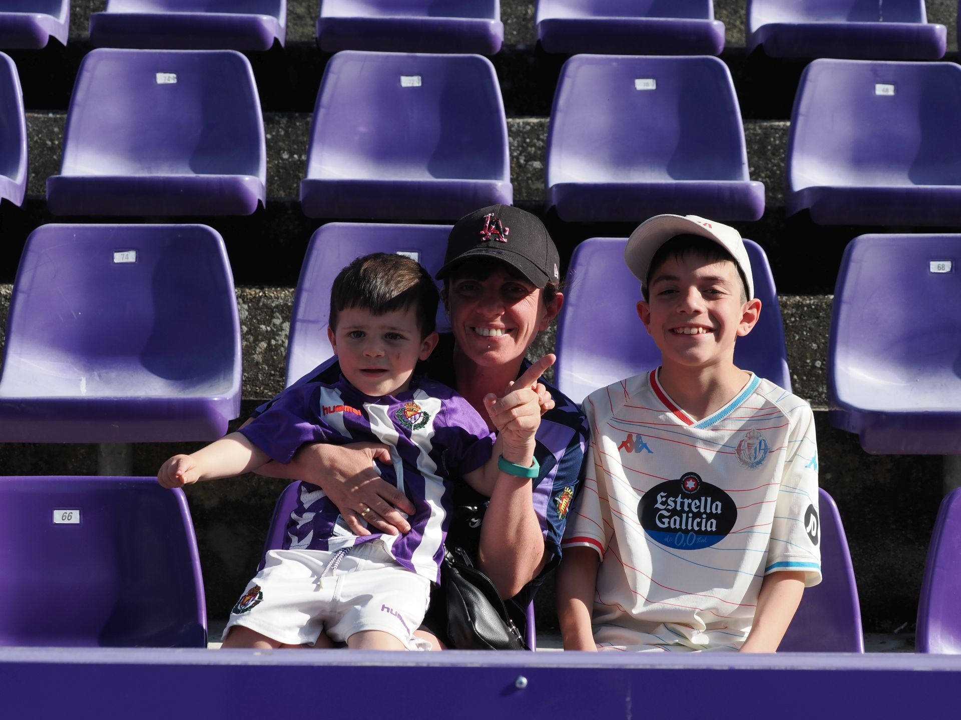 Búscate en la grada del estadio José Zorrilla (4/4)