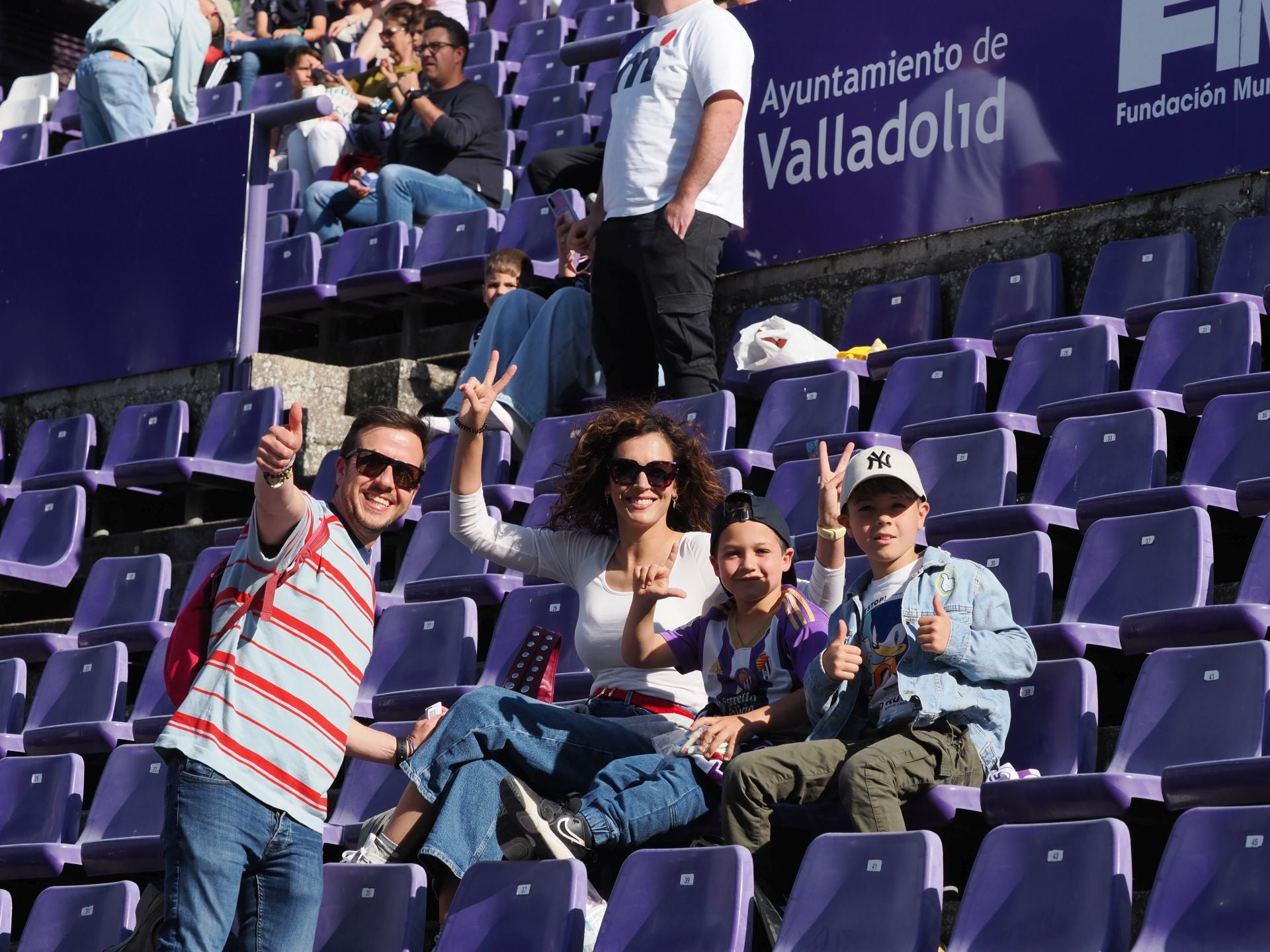 Búscate en la grada del estadio José Zorrilla (4/4)