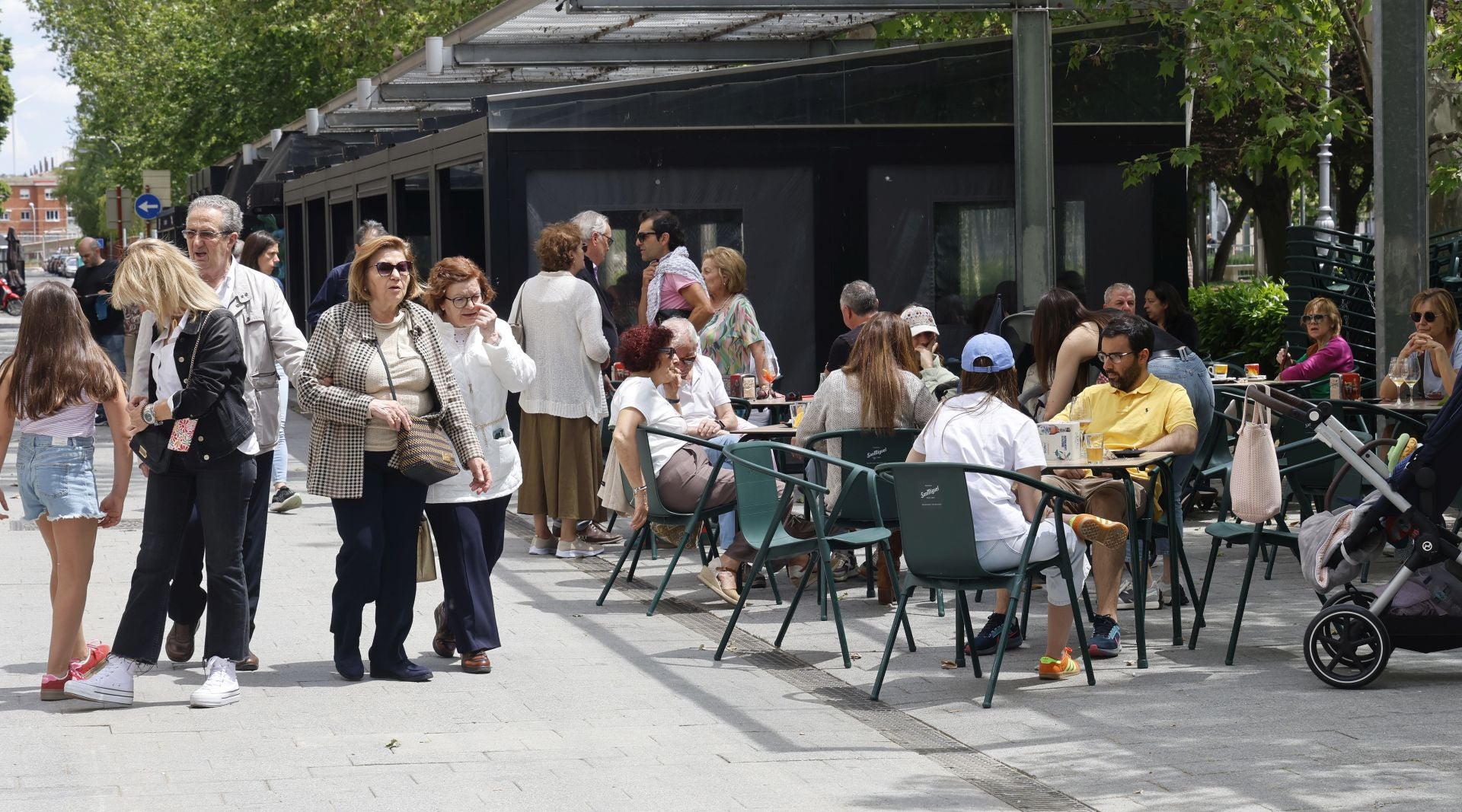Las buenas temperaturas reactivan la hostelería en Palencia
