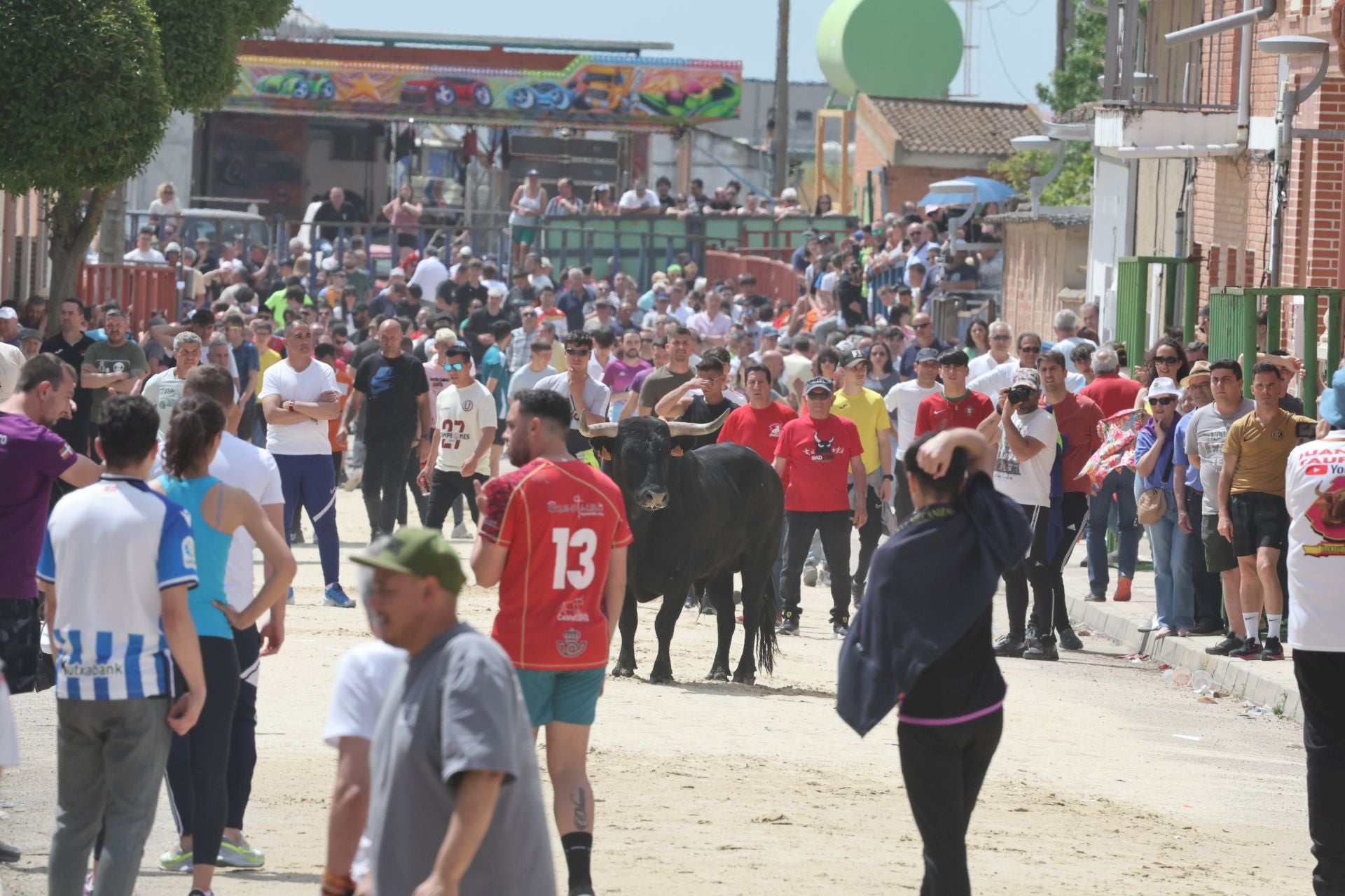 Encierro del domingo por la mañana en Valdestillas
