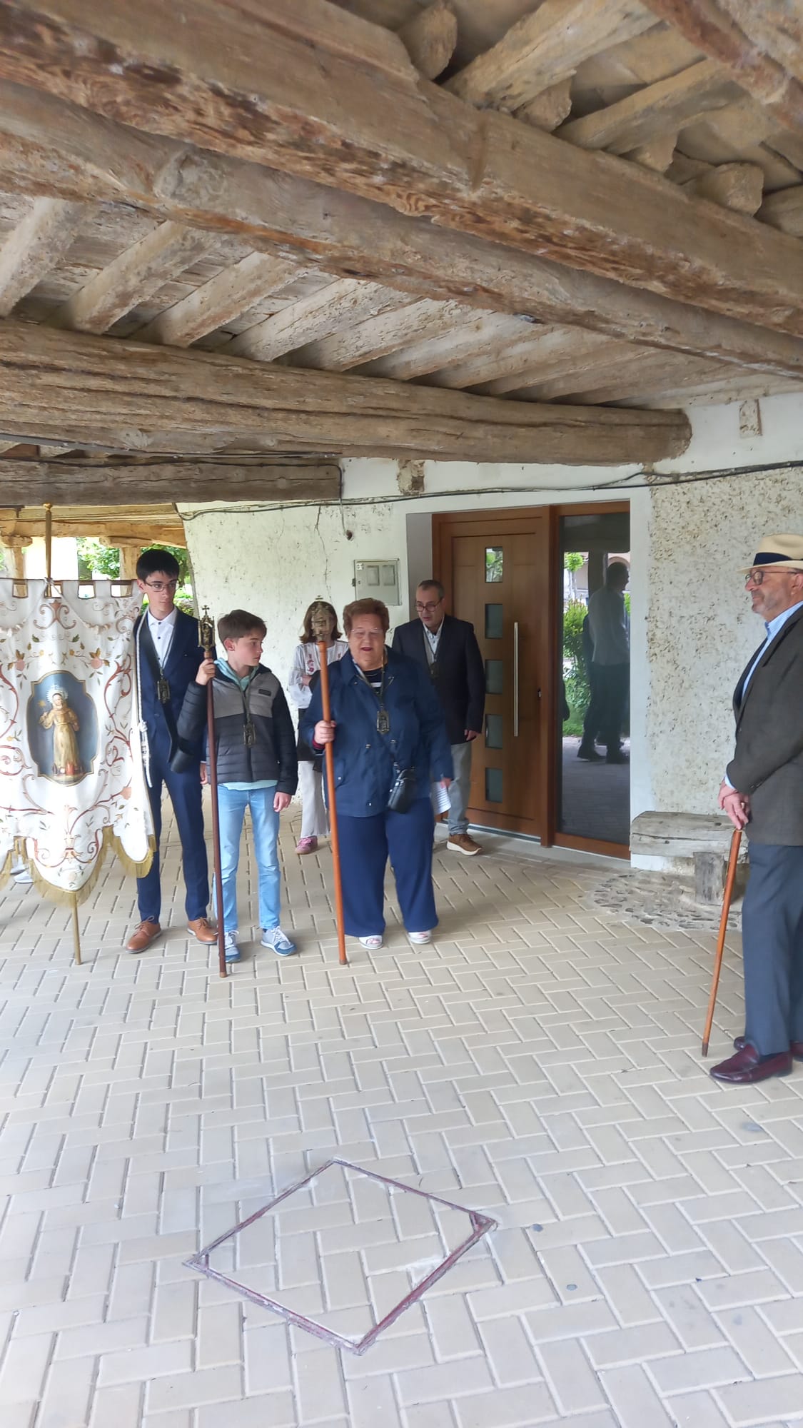 Cuenca de Campos traslada a San Bernardino a su ermita