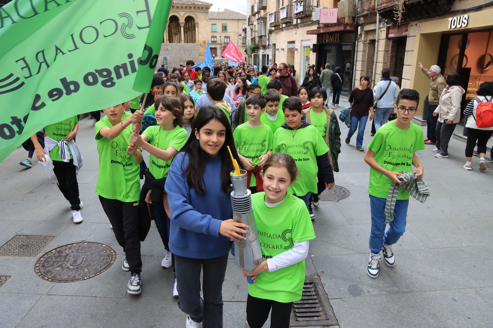 Fotos del encendido del pebetero de la olimpiada escolar de Segovia
