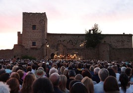 Concierto de las velas en el castillo de Pedraza.