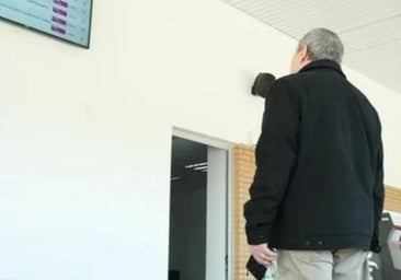 La supresión de trenes en Medina deja sin alternativa a los usuarios del madrugador