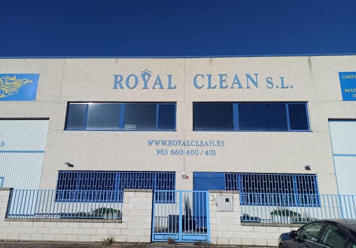 CCOO denuncia que Royal Clean Servicios Auxiliares evita explicar el impago en las nóminas de abril