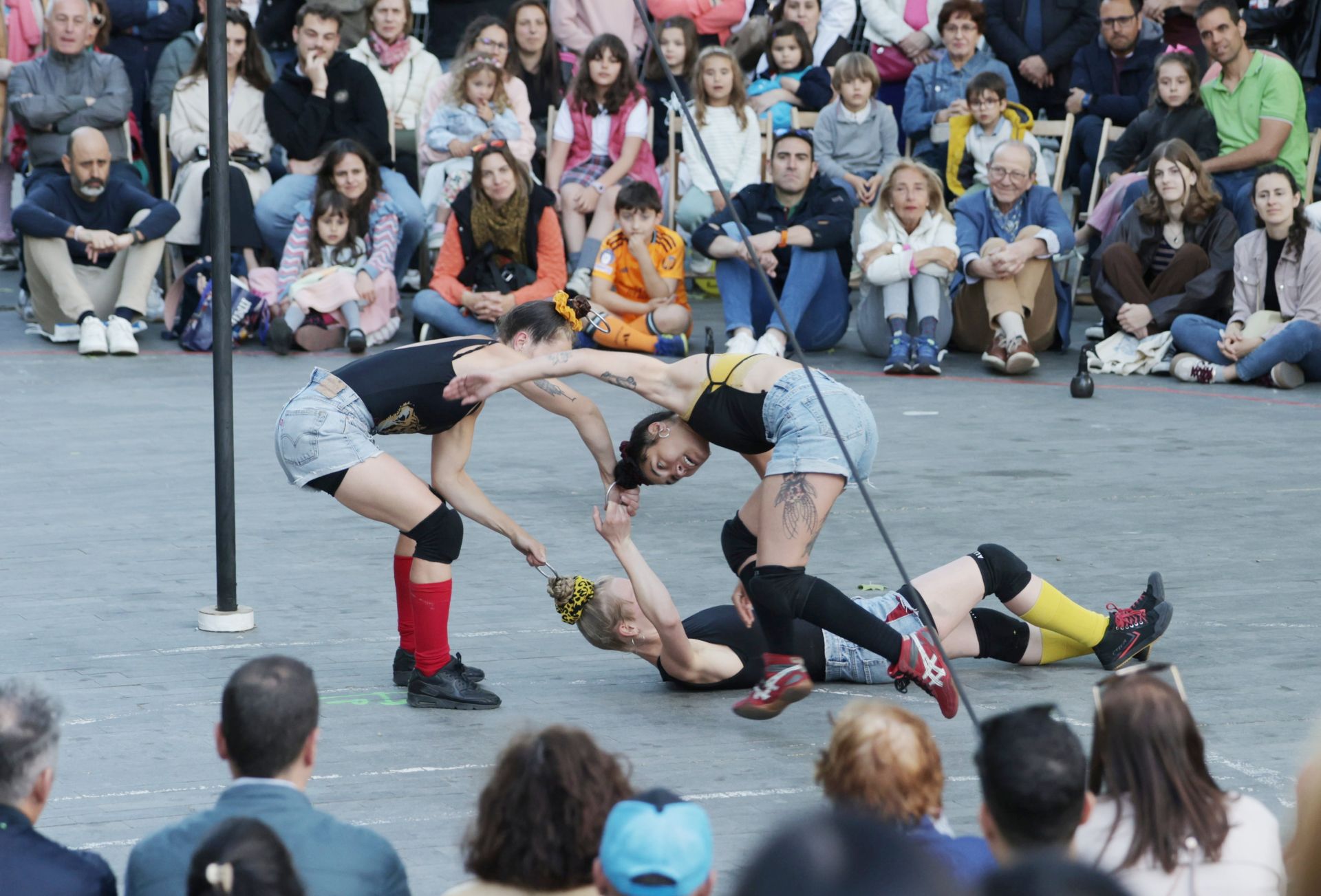 Circo, suspensión capilar