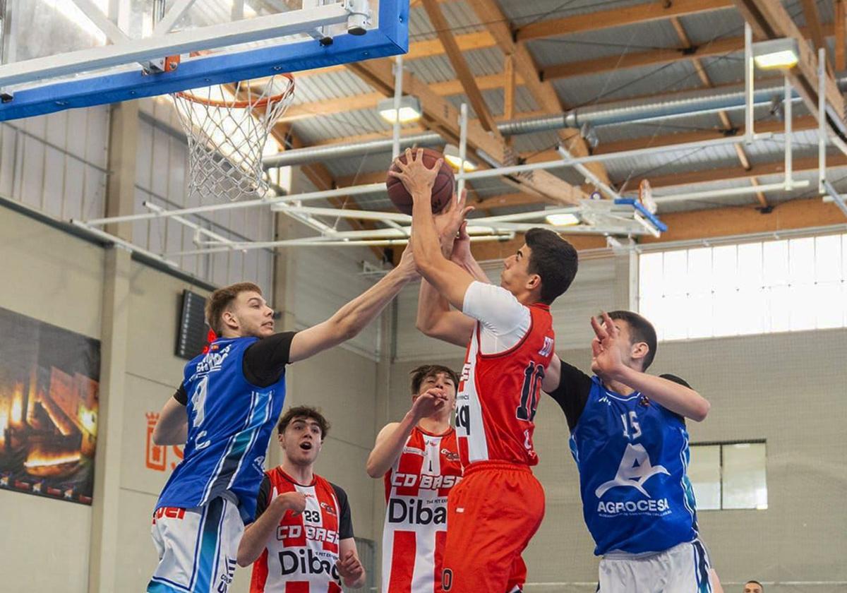 Un partido del CD Base en la Copa, la 'final four' previa a la definitiva, disputada en Soria.