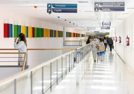 Imagen de archivo de un pasillo del Hospital Río Hortega de Valladolid.