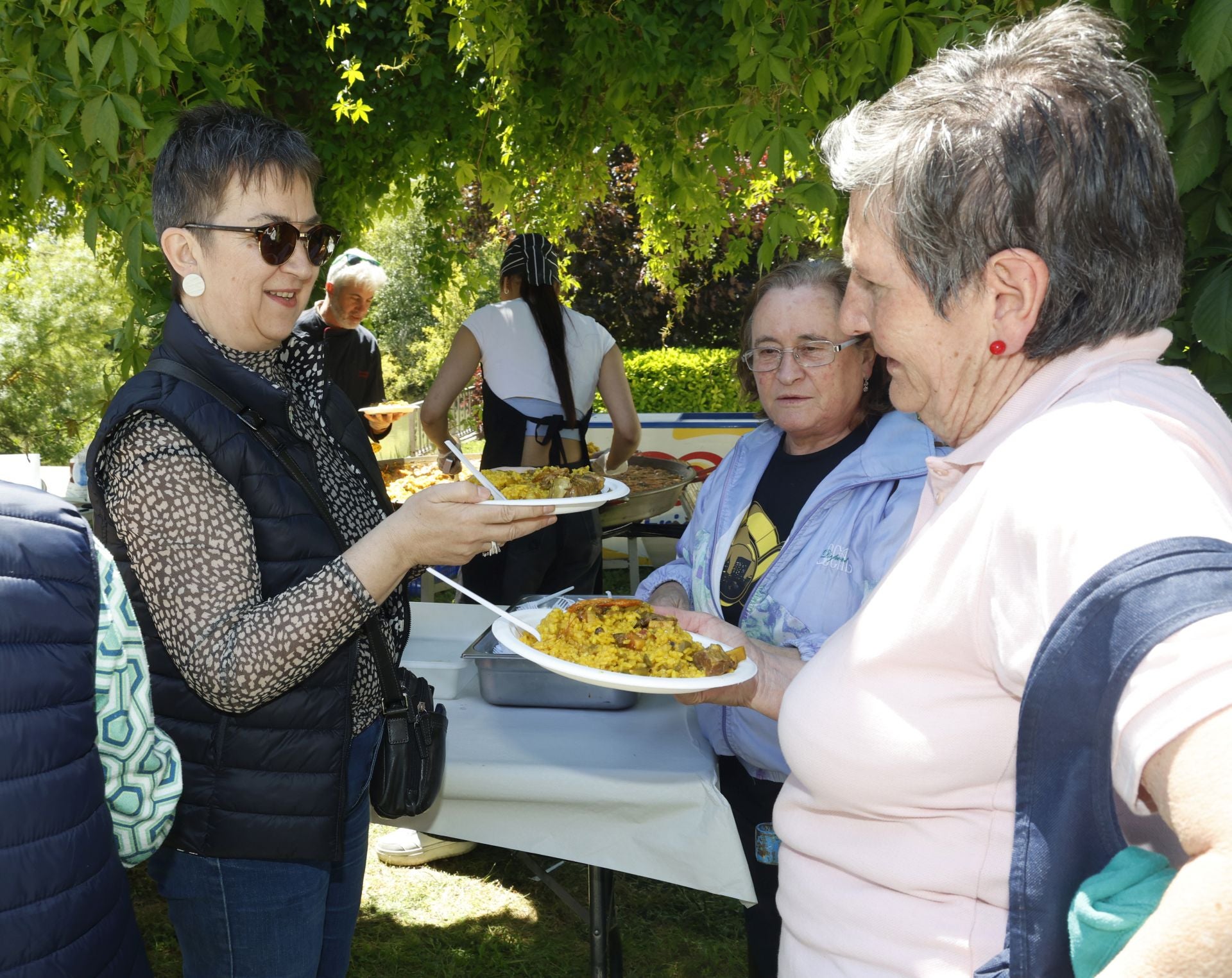 Paella popular de fin de curso en Palencia