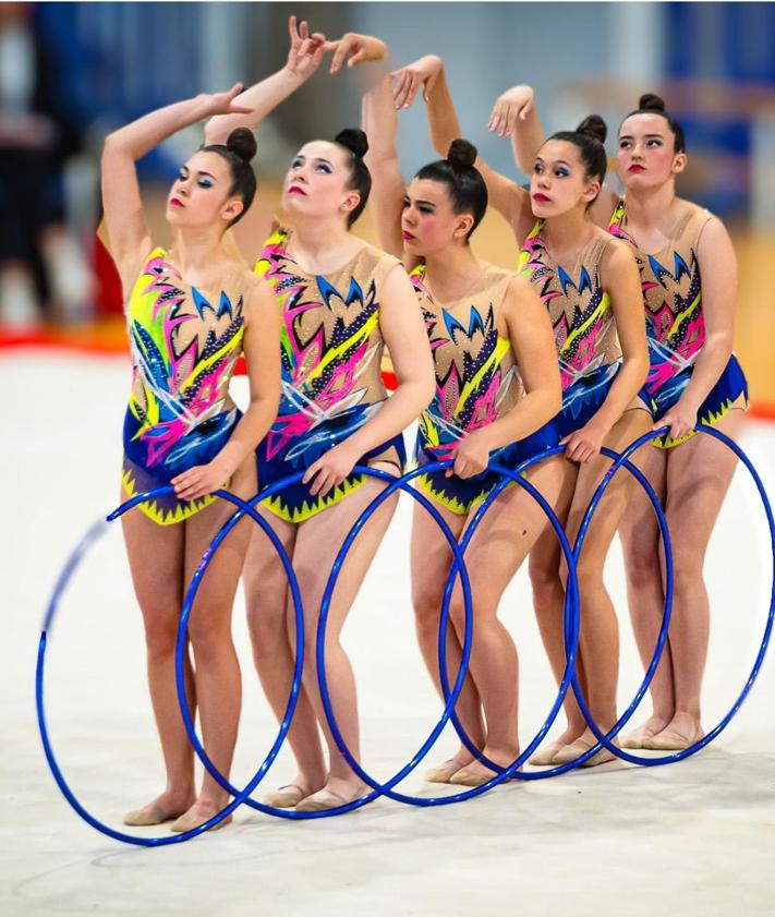Imagen secundaria 2 - Las chicas de oro de la gimnasia rítmica de los juegos escolares vuelven a arrasar