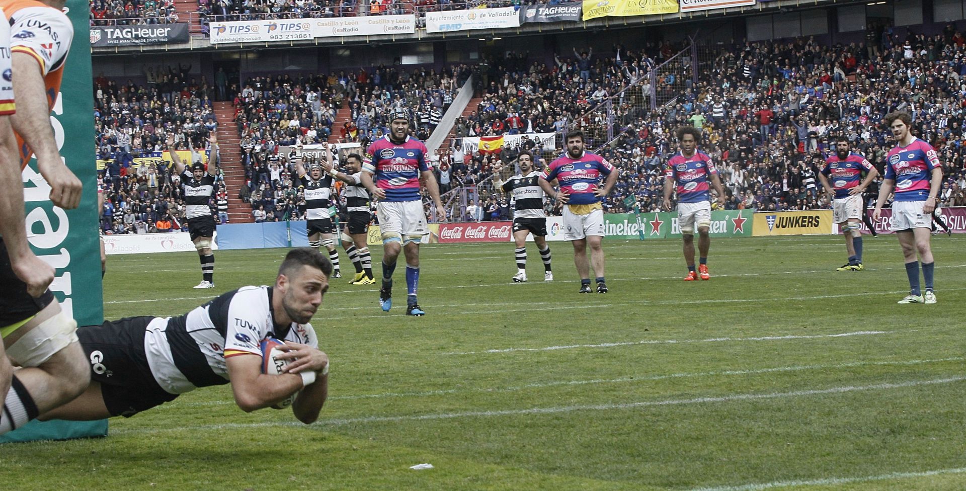 Fotos de la Copa del Rey de Rugby celebrada en el José Zorrilla entre los dos equipos vallisoletanos en 2016