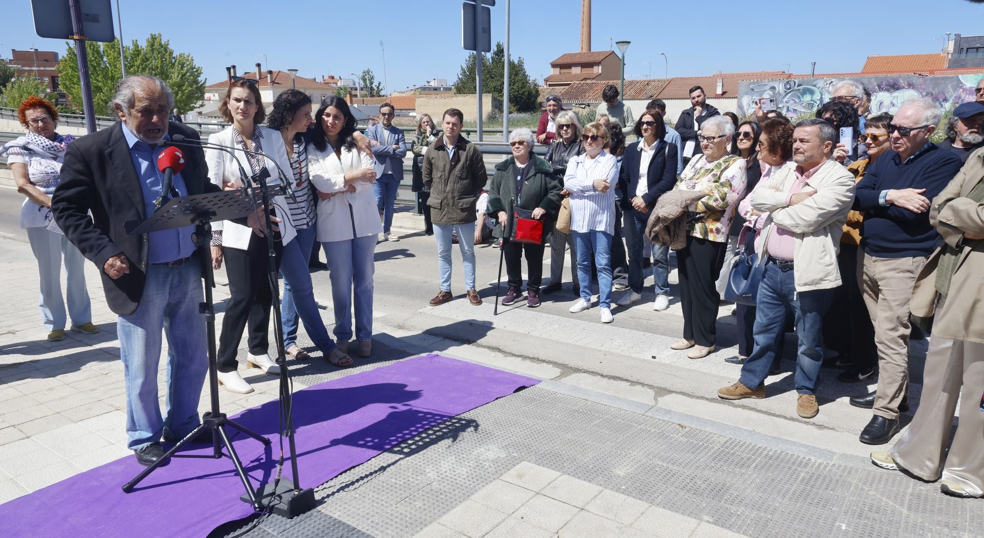 Palencia ya tiene una calle dedicada a Pilar Estébanez