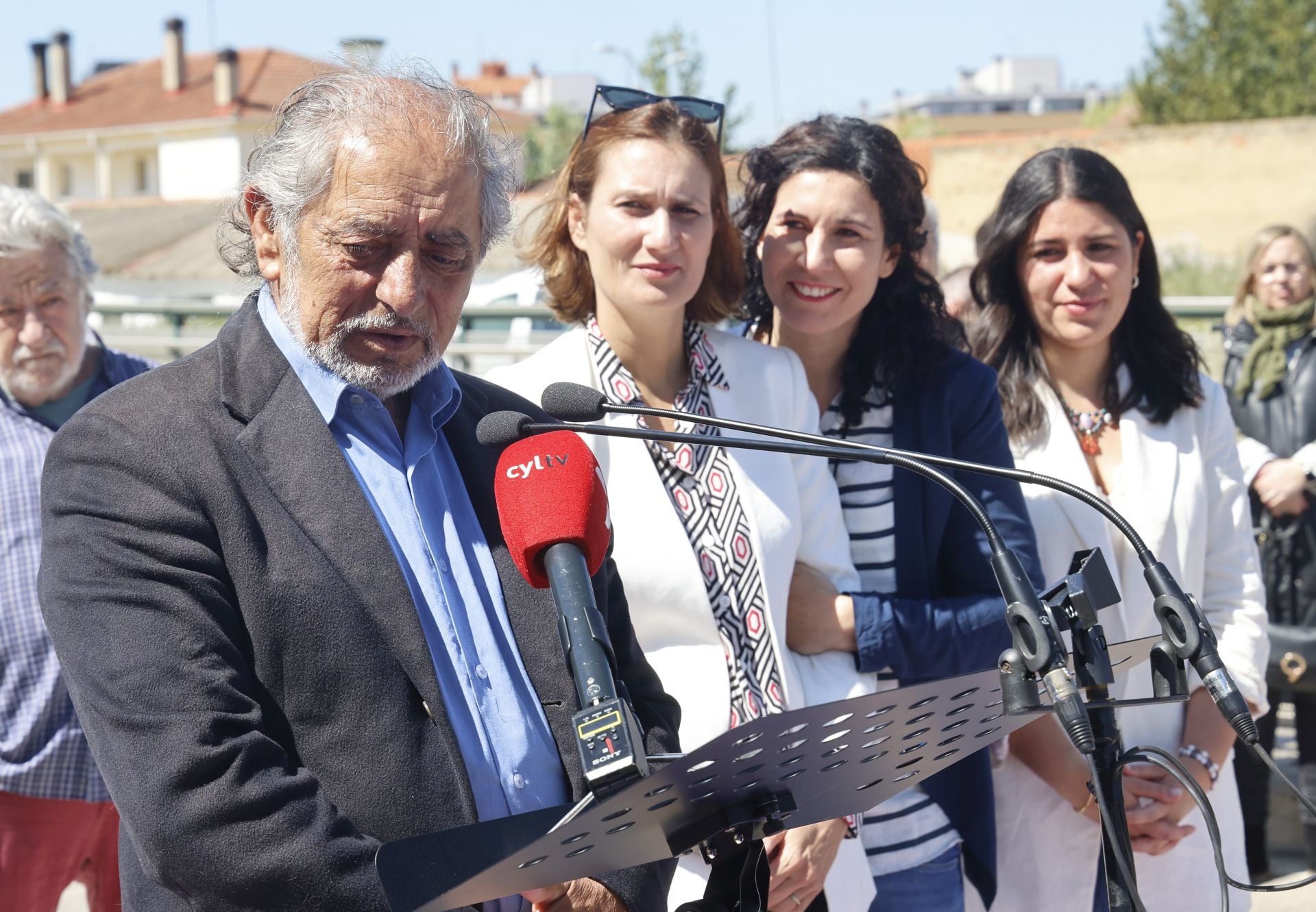 Palencia ya tiene una calle dedicada a Pilar Estébanez