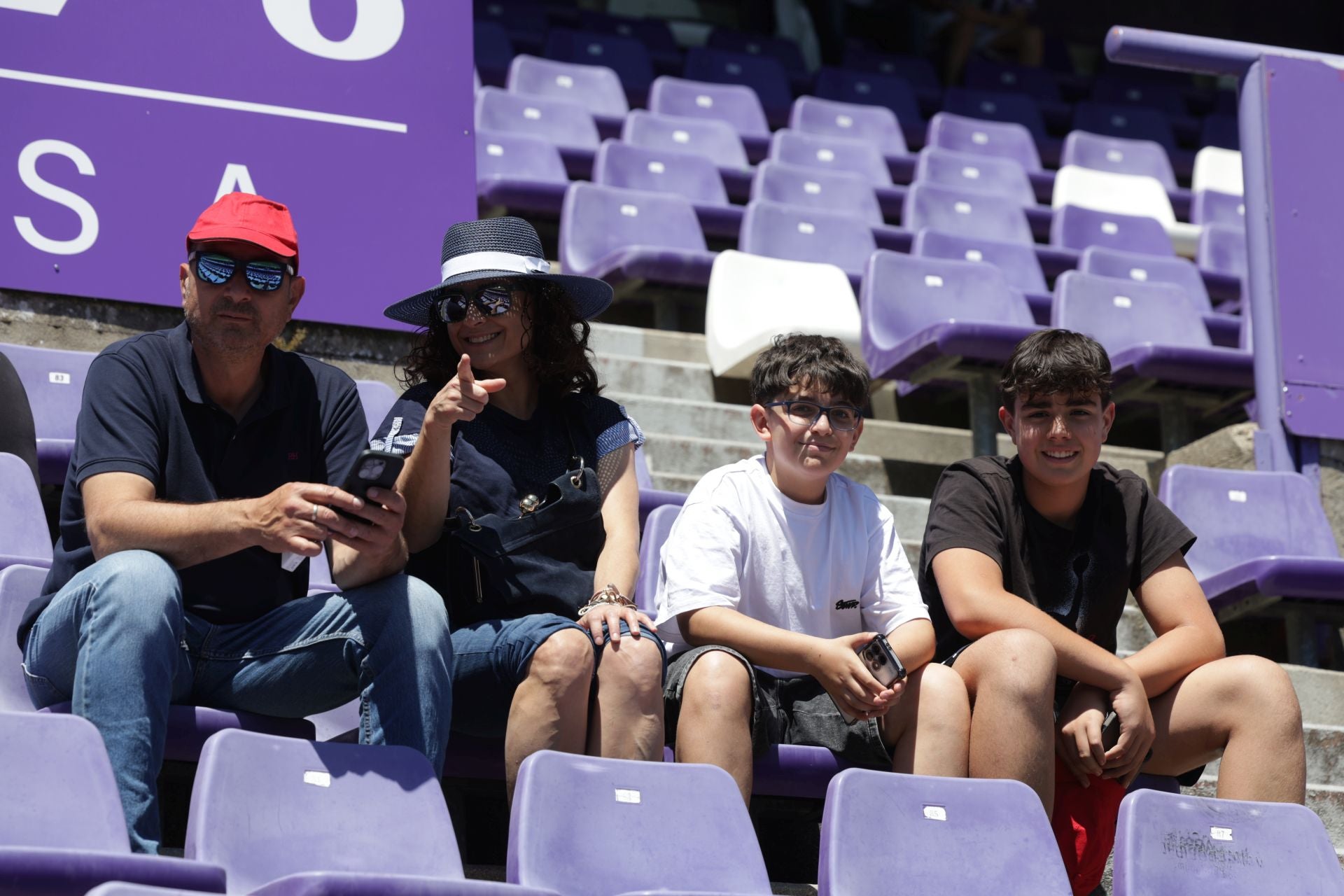 Búscate en la grada de la final de la Copa del Rey (1/3)