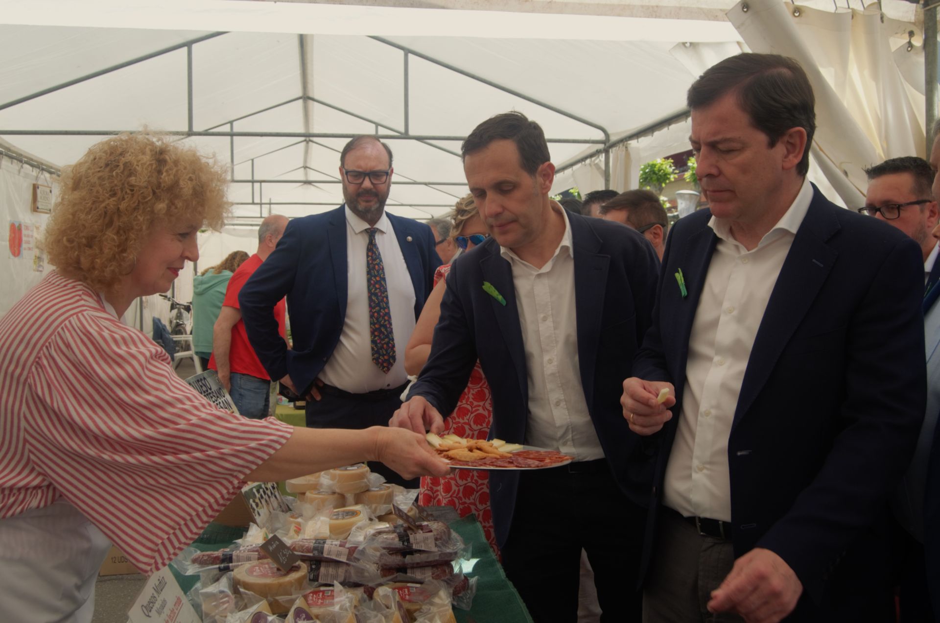 La Feria del Espárrago de Tudela de Duero, en imágenes