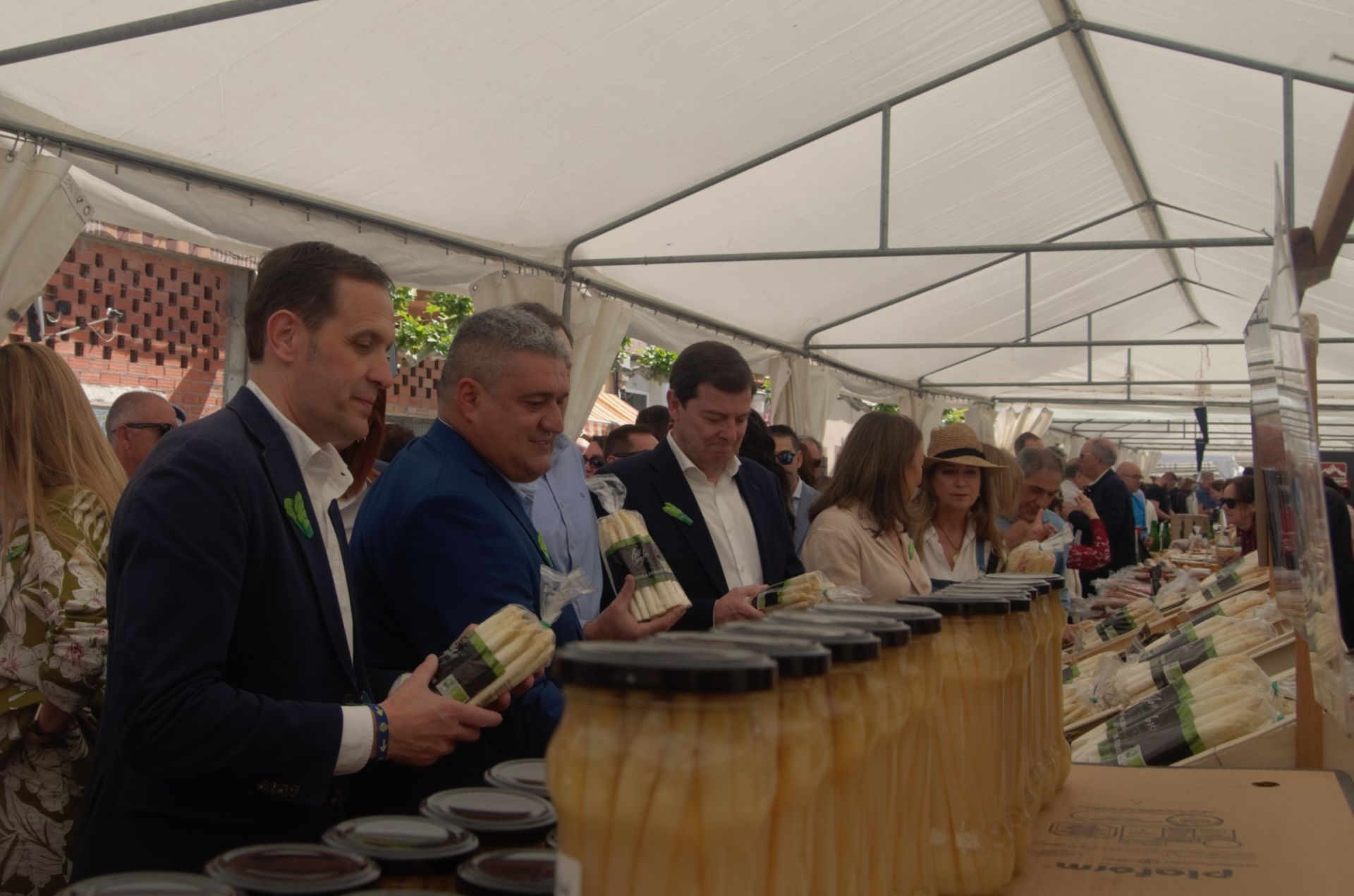 La Feria del Espárrago de Tudela de Duero, en imágenes
